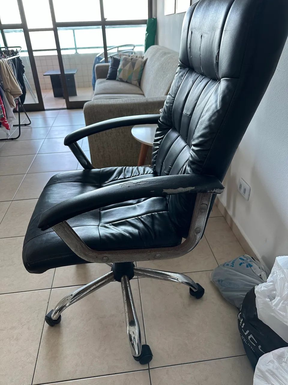 Cadeira Escritório  - Foto 4