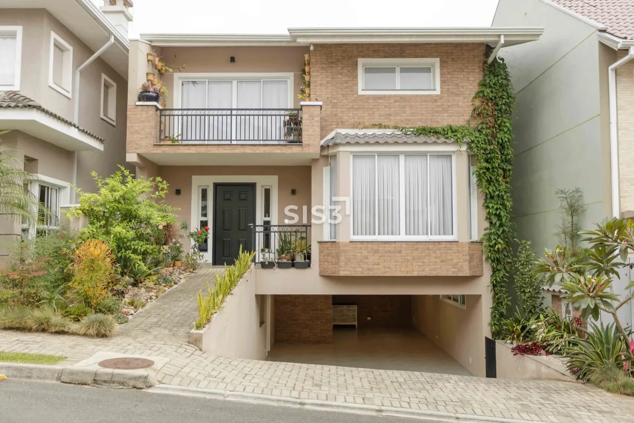 Casa de 4 Quartos com 2 Suítes à Venda no Condomínio Paysage du Parc | Pilarzinho