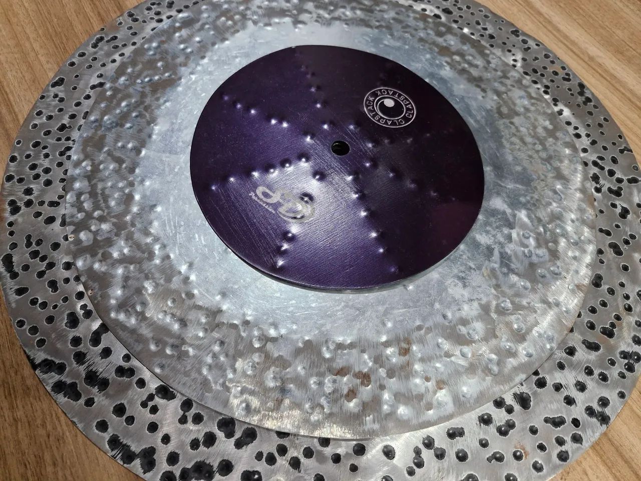 Prato De Efeito Clap Stack 18" Polegadas das SD Percussion (Luthier)