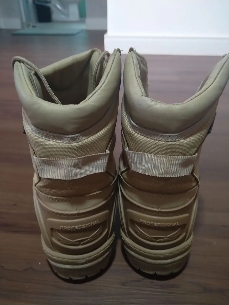 Botas de Segurança Cano Alto - MARCA ACERO Tamanho 40 - Foto 3