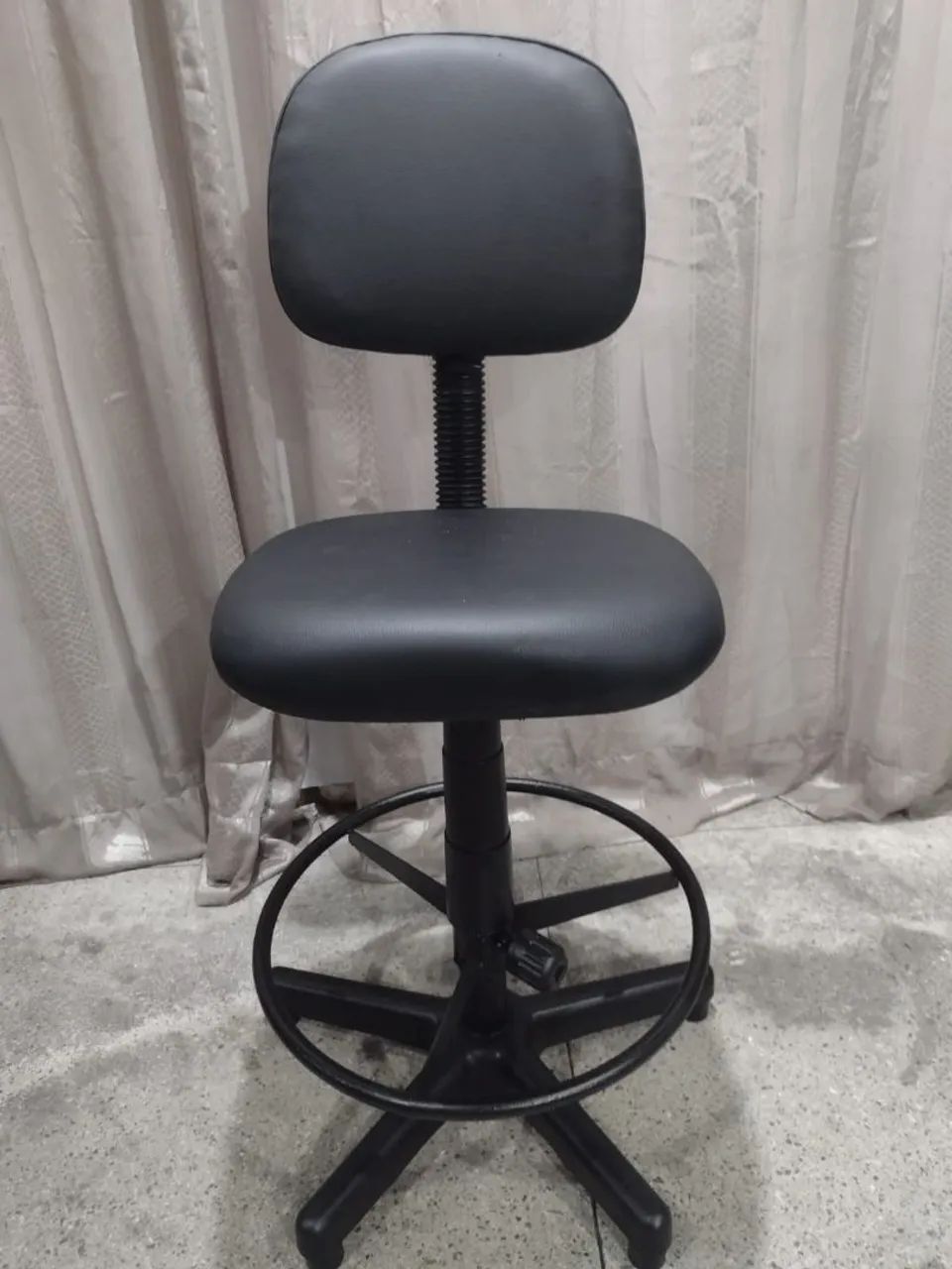 Cadeira de caixa e balcão  - Foto 2