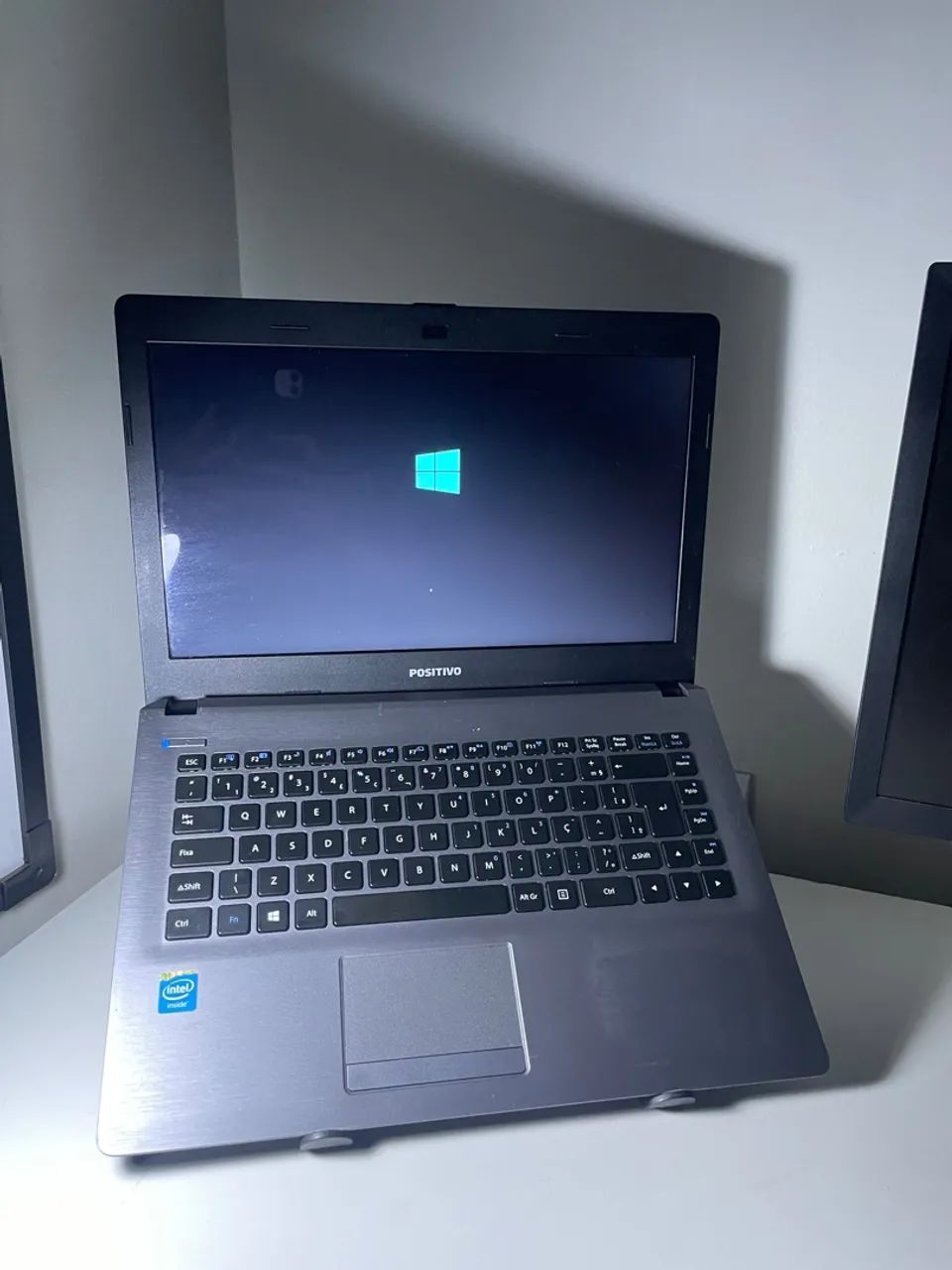 Notebook Positivo Semi novo 8Gb ram 465 HD - Foto 4