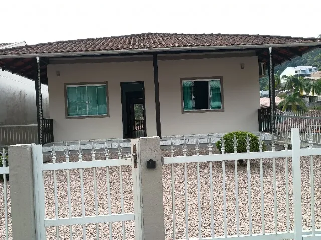 Vendo casa em Blumenau 3 quartos