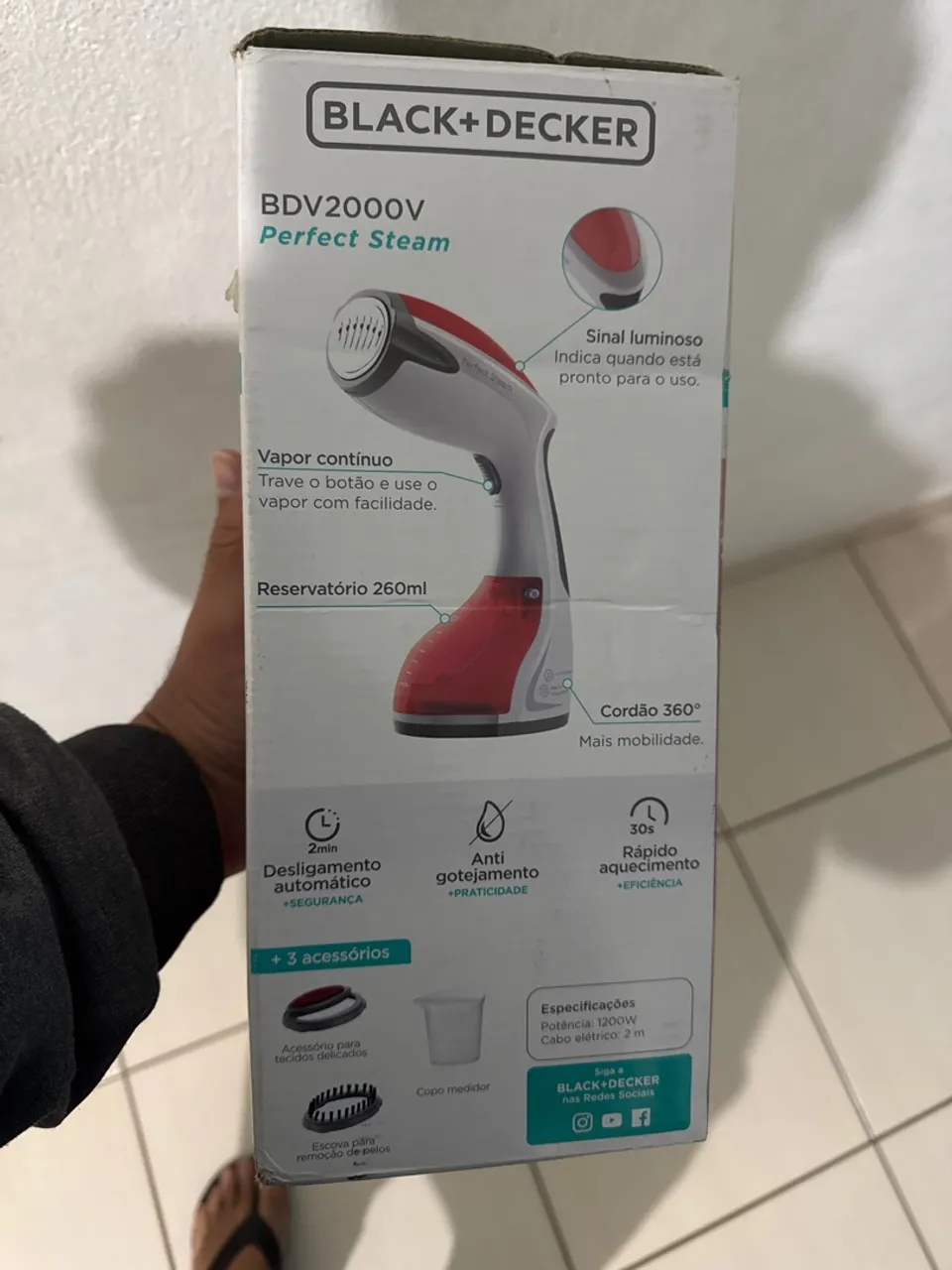 Vaporizador de Roupas Black+Decker BDV2000V