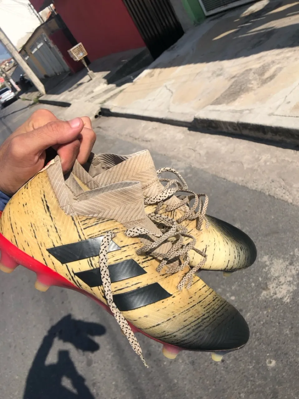 Chuteiras Adidas Nemeziz
