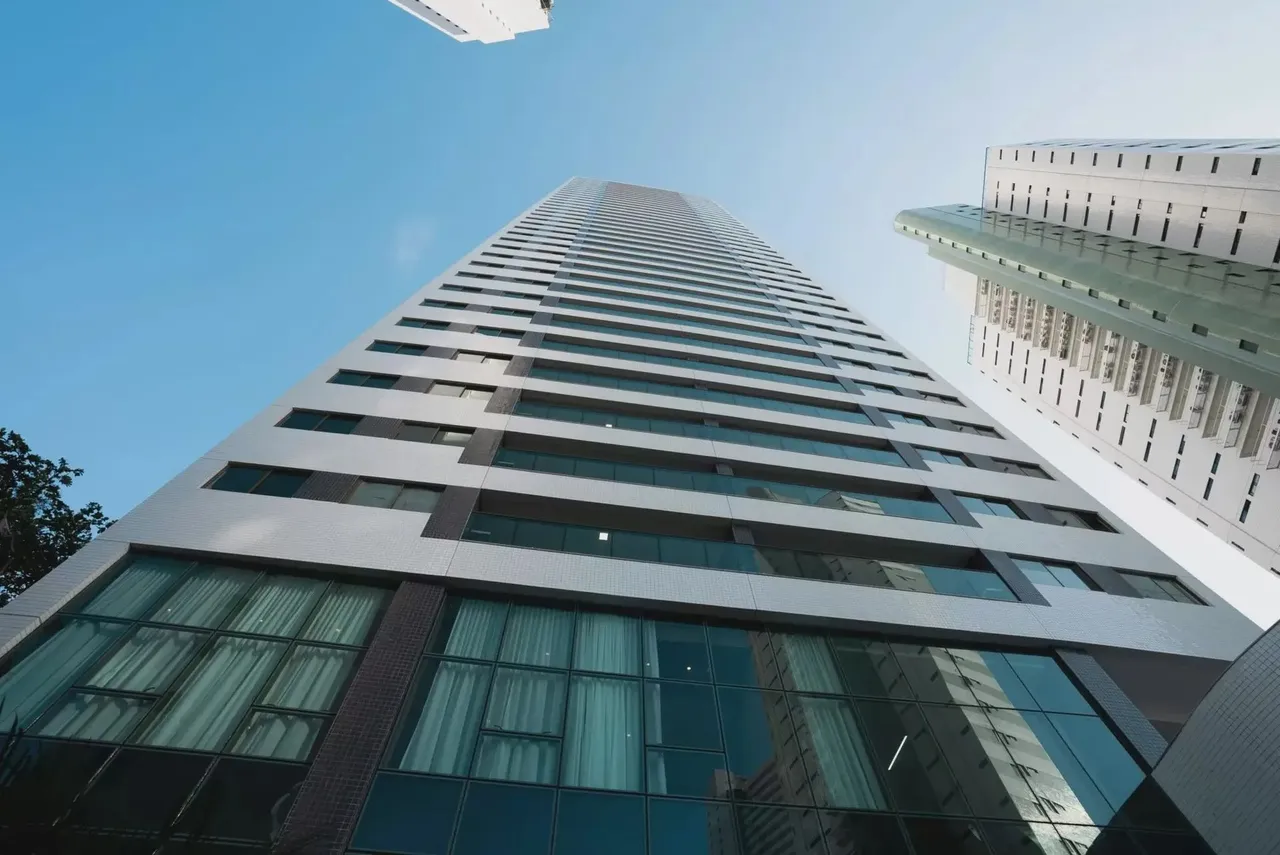 Imóvel para venda possui 123 metros quadrados com 4 quartos em Torre - Recife - PE