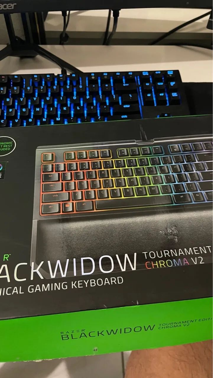 Teclado Mecânico Gamer Razer BlackWidow V2 - Foto 2