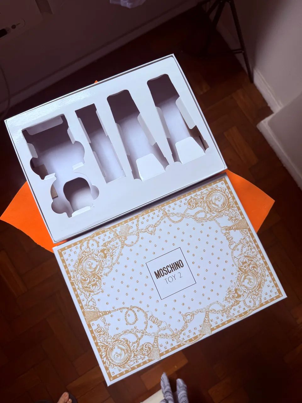 Caixa Vazia  - Kit Moschino - Foto 3