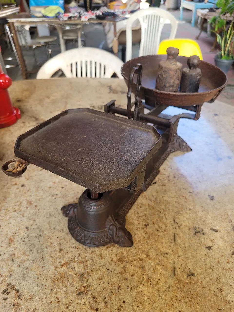 Balança muito antiga,peça de museu: - Foto 6