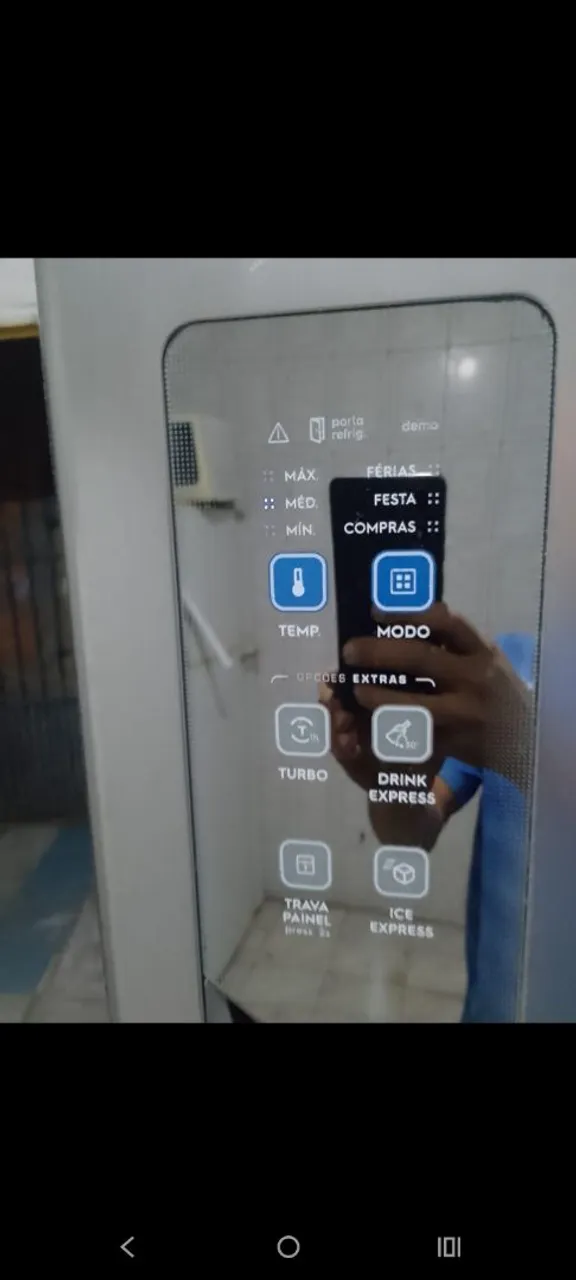 Geladeira Electrolux com Painel Digital e Funções Especiais