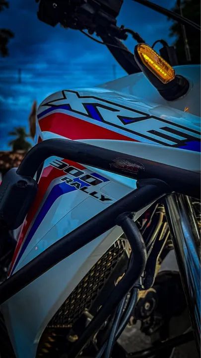 Xre 300 Rally 2018 ABS modelo BRANCO