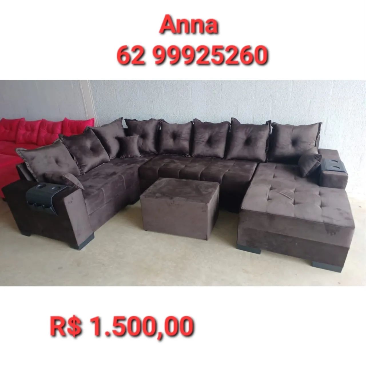 Sofá de canto espaçoso e confortável 