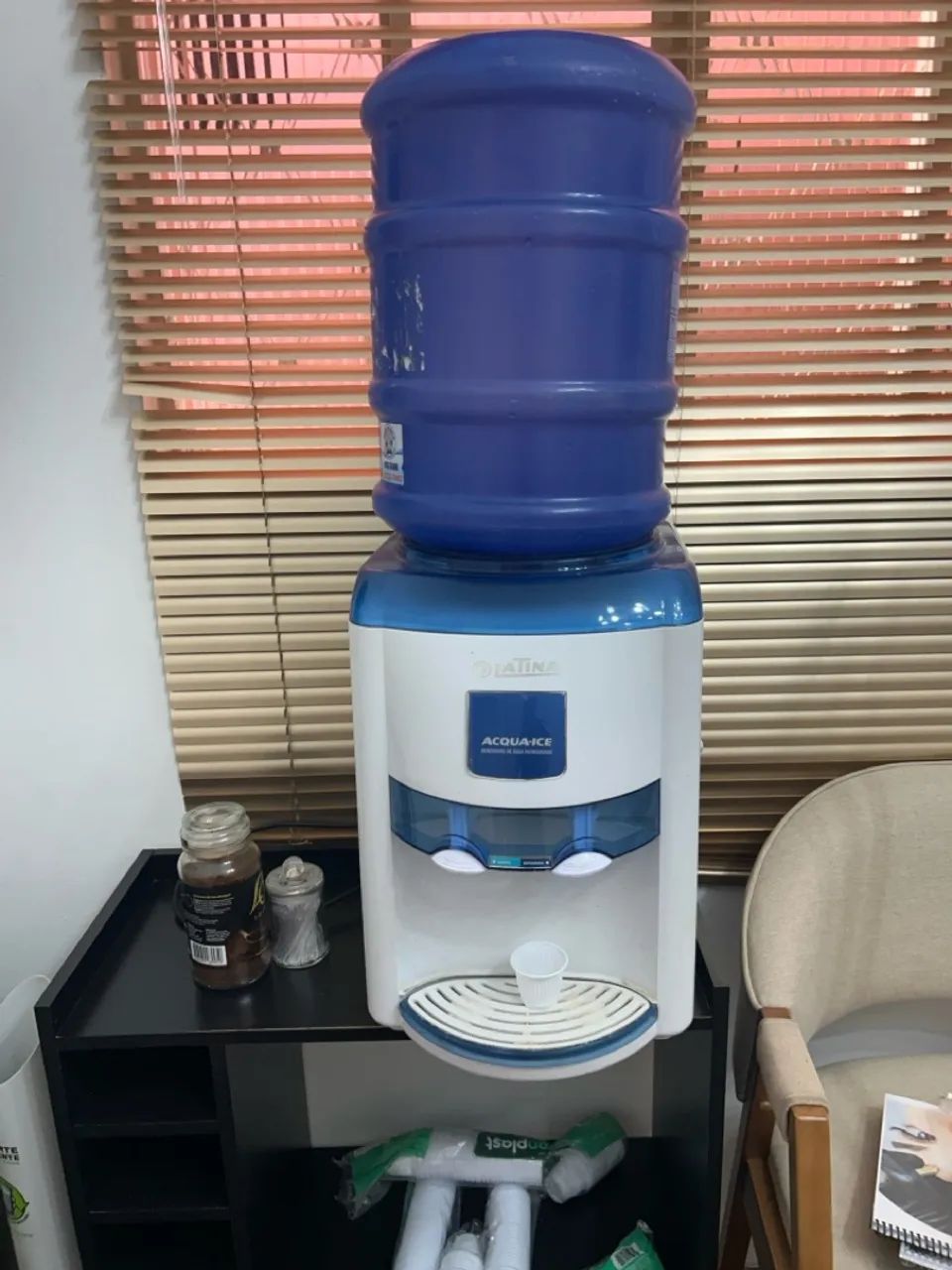 Bebedouro de água gelada Latina Acua Ice