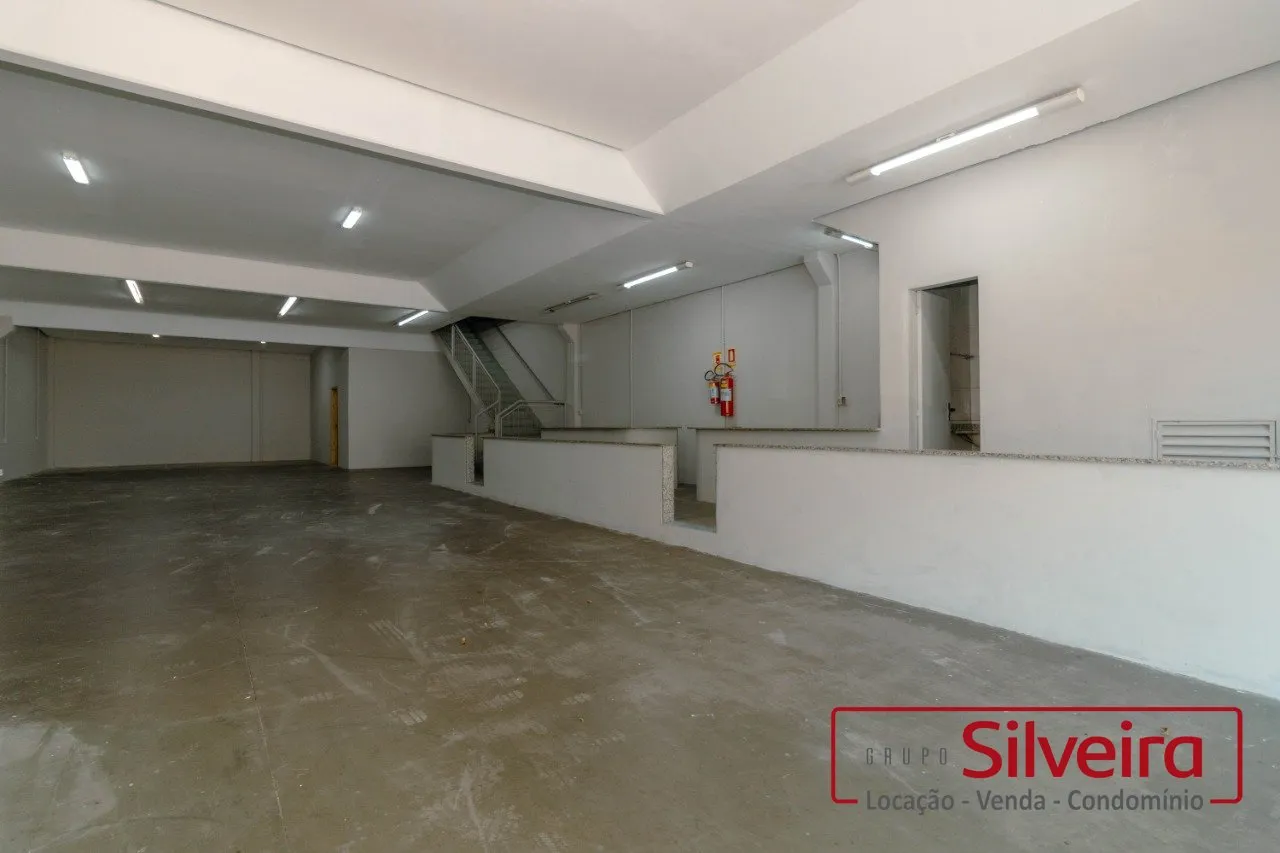 PAVILHÃO DE DOIS PAVIMENTOS COM 480M² NO BAIRRO AZENHA
