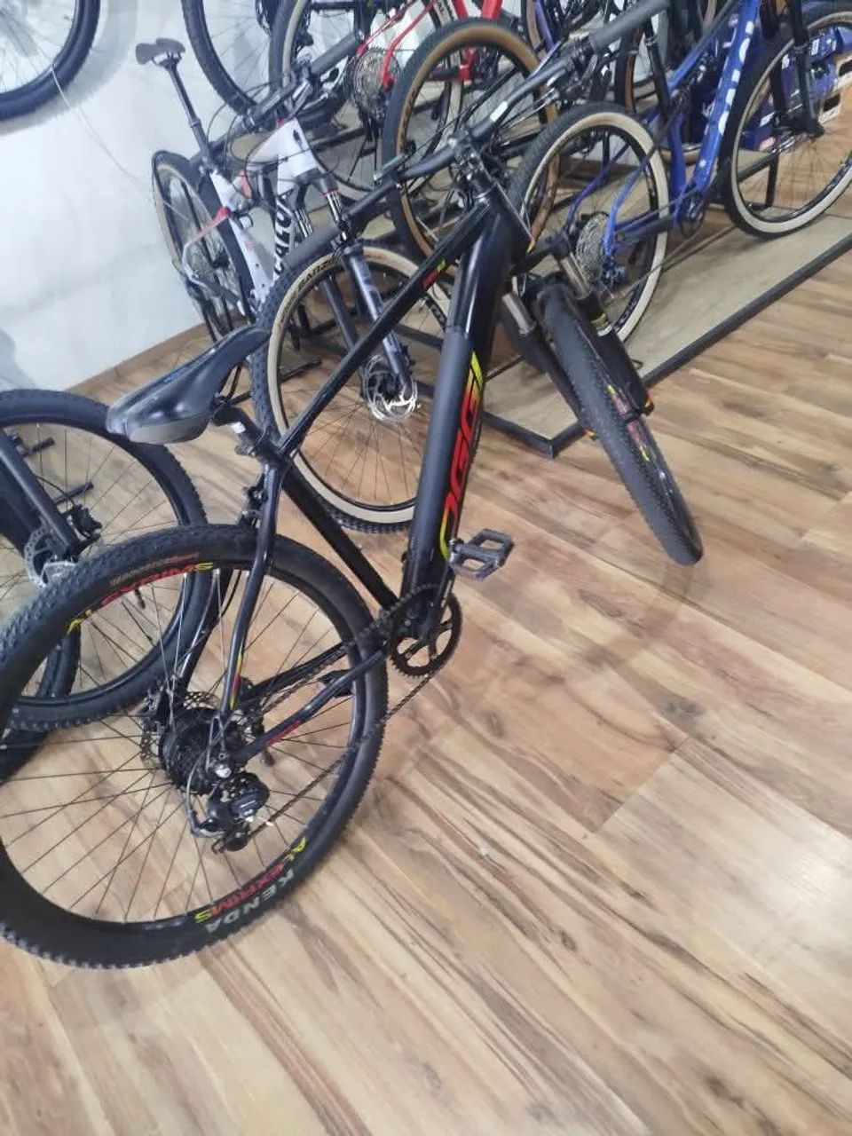 Bicicleta elétrica Oggi Big Wheel 8.0