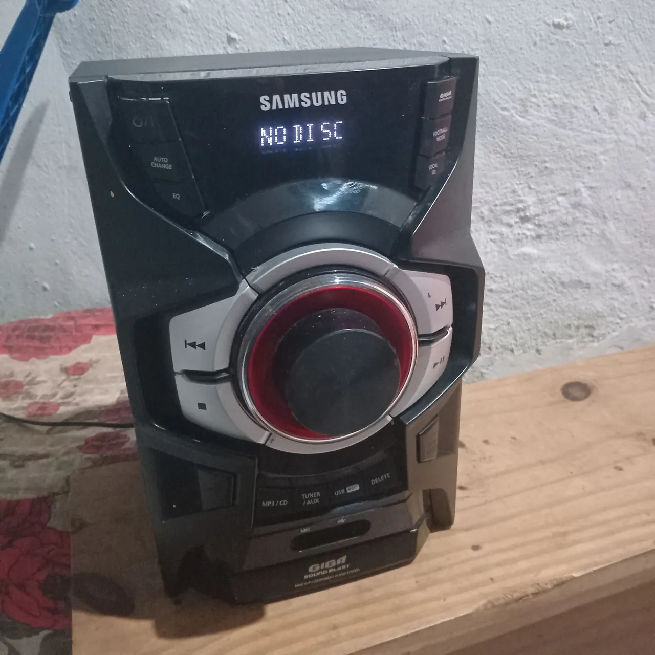 Mini System Samsung Giga Sound Blast sem os caixas