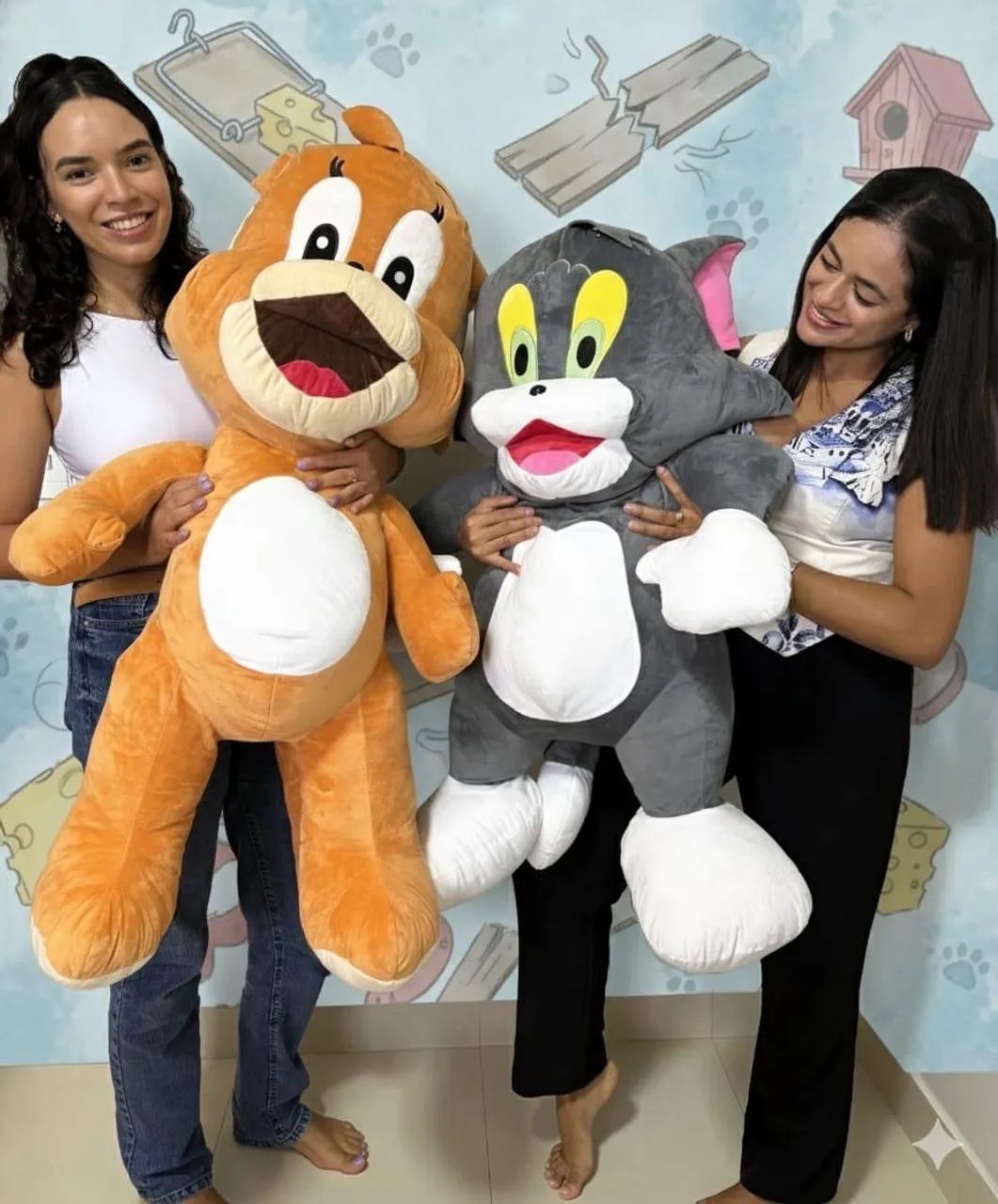 Pelúcia gigante - Tom e Jerry