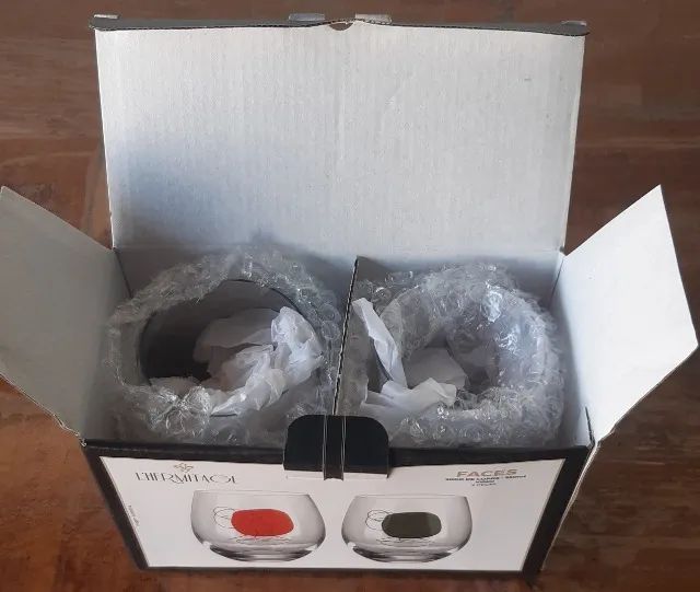 Kit com 2 Copos L?Hermitage Faces (na caixa): - Foto 3