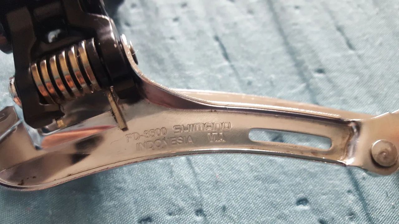 Câmbio Dianteiro Shimano Sora 31.8 - Foto 3