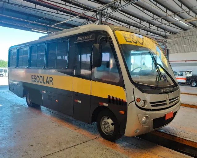 Micro ônibus Mercedes 2009 Rodoviário 30 lugares