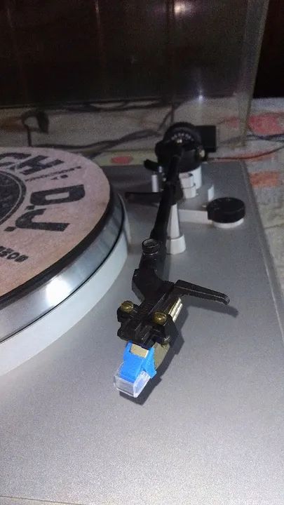 Toca discos GARRARD B-200 - Foto 2