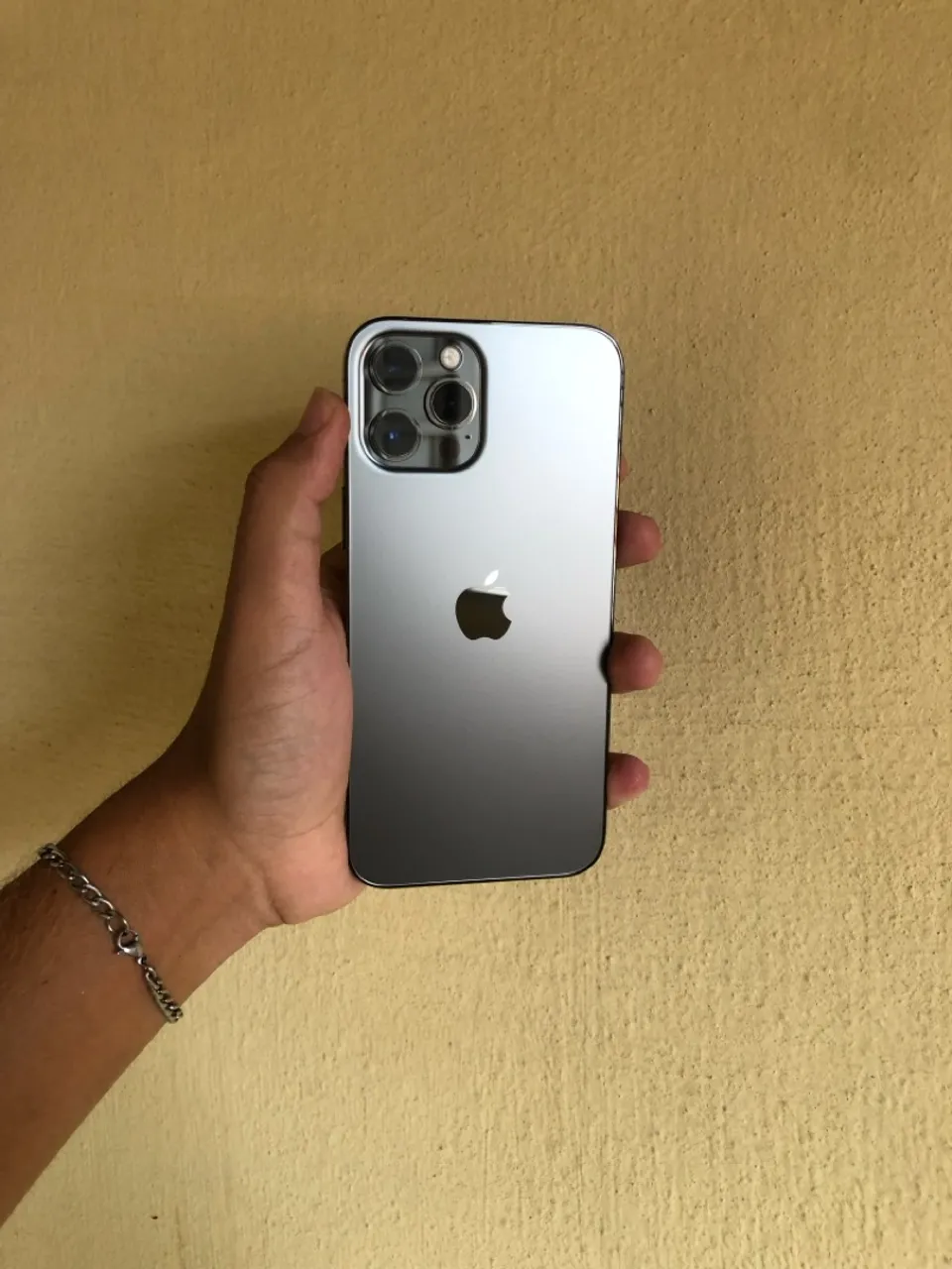 iPhone 12 Pro Max semi novo 