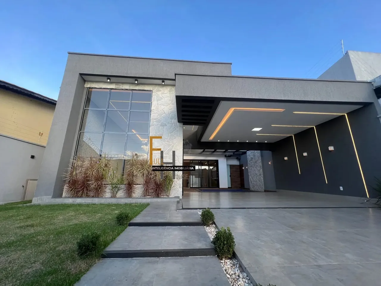 CASA NO JARDIM PRESIDENTE I COM 4 SUITES I ÁREA GOURMET I PISCINA COM CASCATA I ILUMINAÇÃO