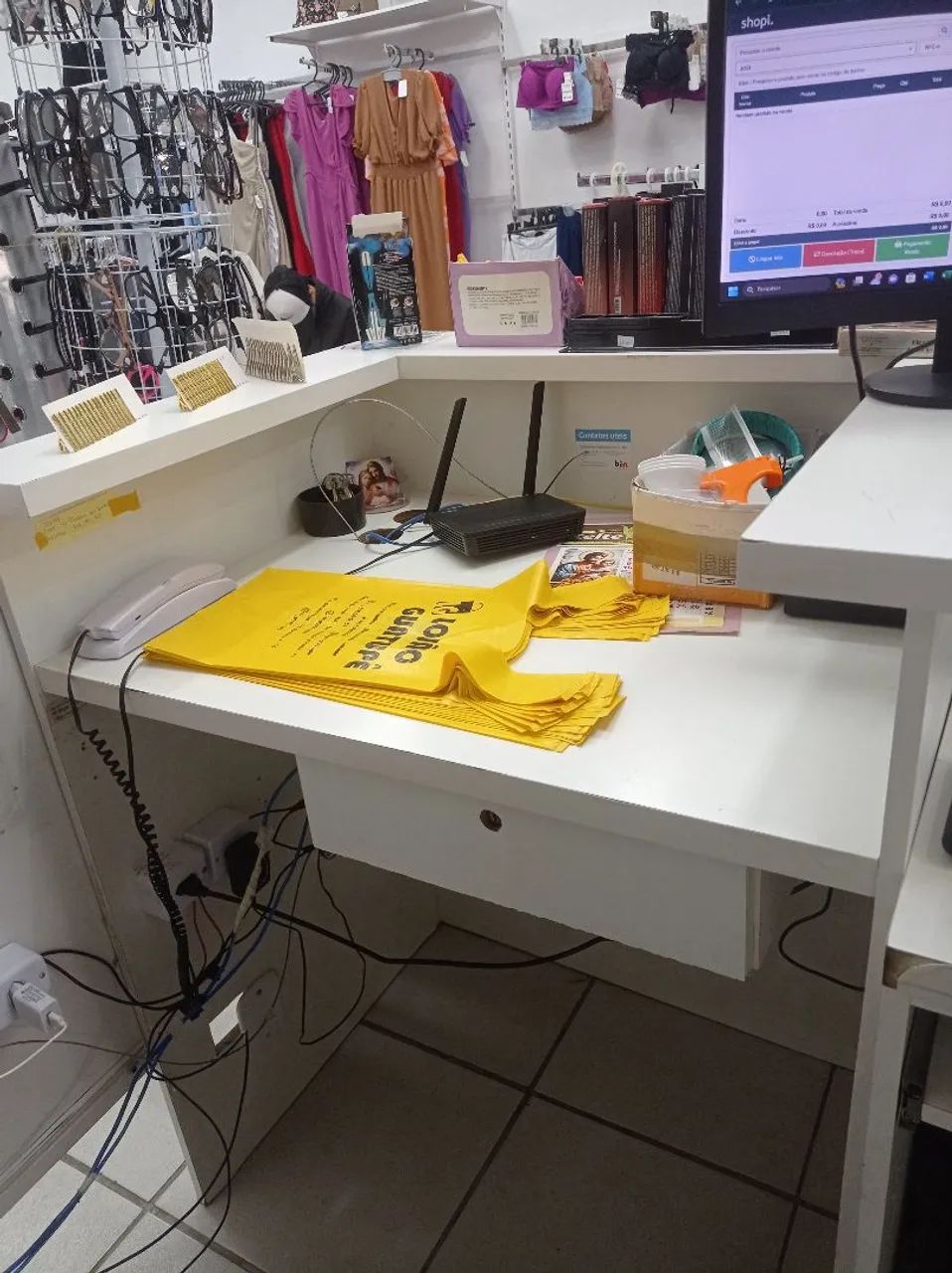 Balcão caixa e balcão para atendimento  - Foto 4