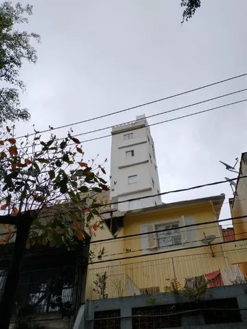 Studios a partir de 25m² a partir de $370 reais mensais (luz e água a combinar)
