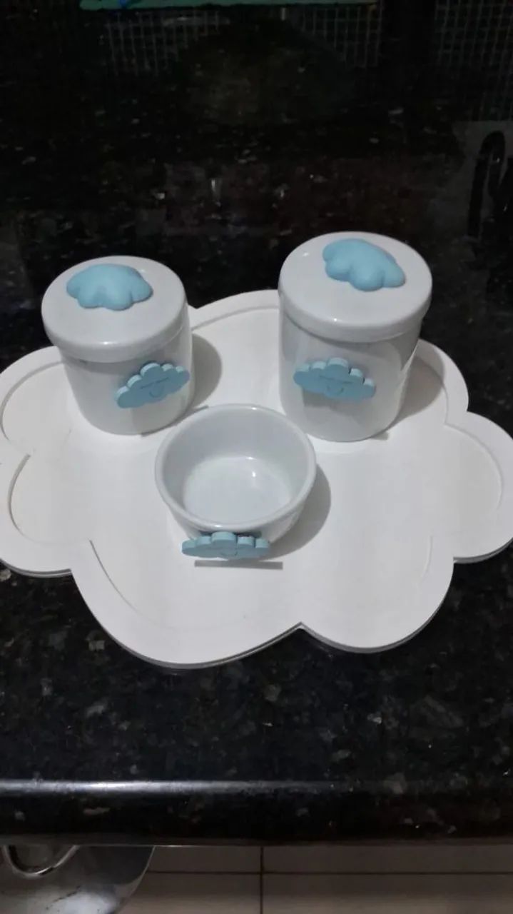Kit higiene bebe porcelana nuvem