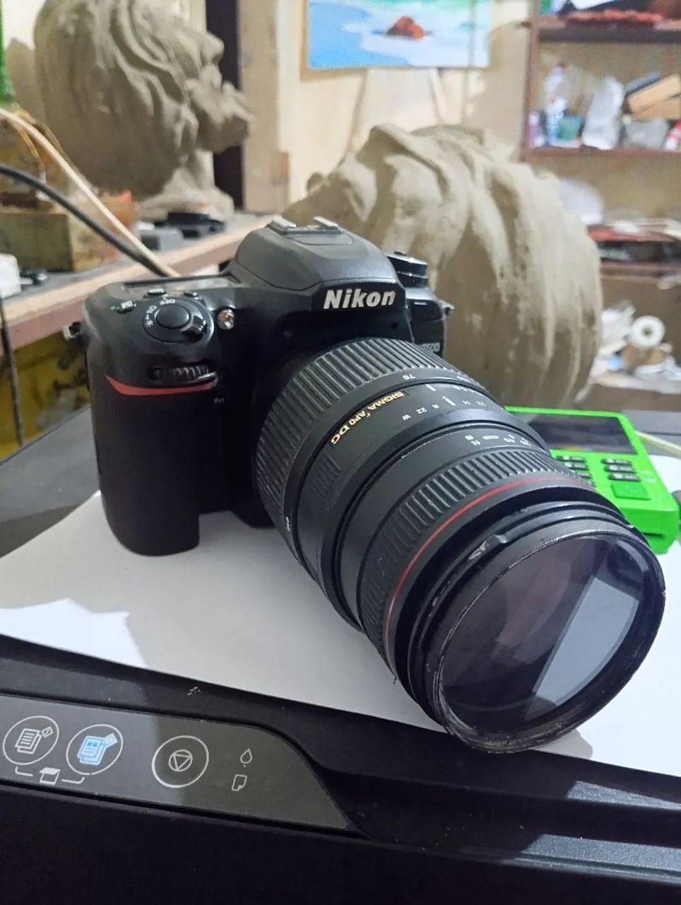 Câmera Fotográfica Profissional Nikon D7500 4K Com Lente SIGMA 70/300 mm.