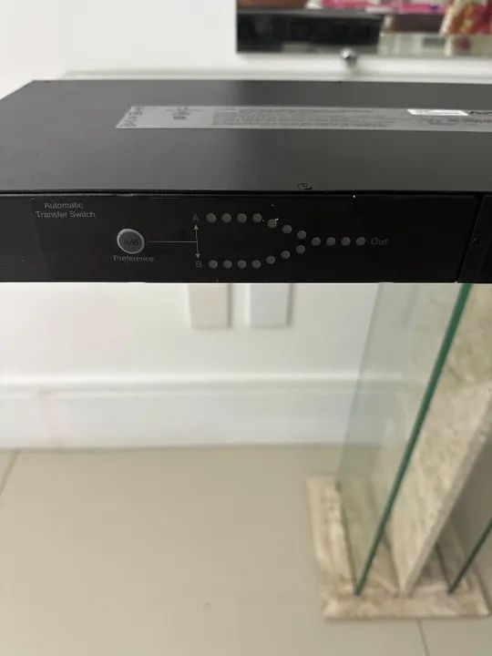 ATS APC , AP4423, 230V, 16A, 50/60 HZ - Foto 2