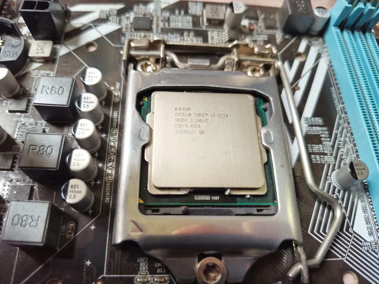 Kit i3 2120 3.3GHz + Placa Mãe KNUP H61 Slot M.2 + 8GB RAM (2x4GB) - Foto 2