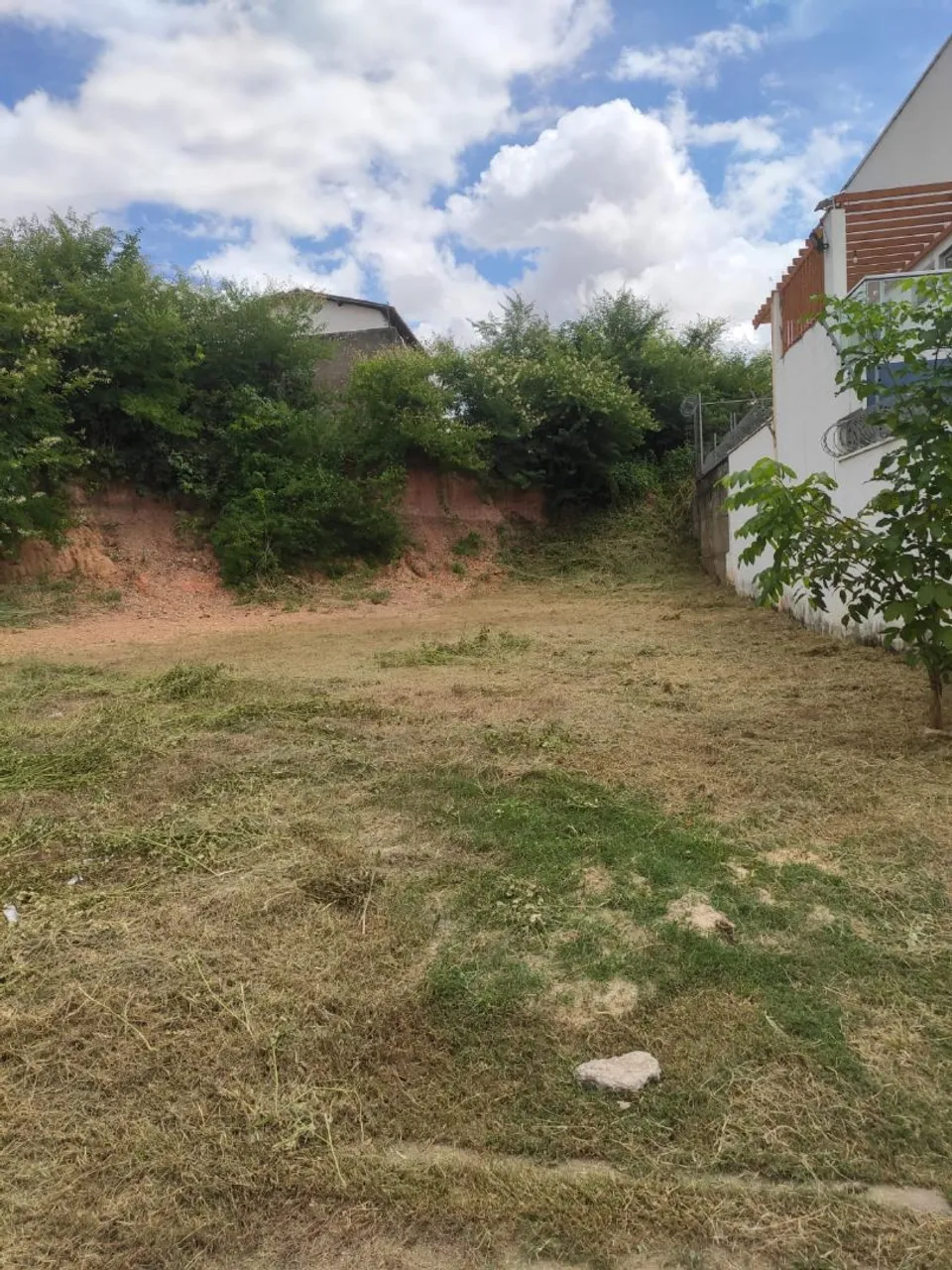 VENDO LOTE DE TERRENO NO BAIRRO LOURIVAL PARENTE PRÓXIMO AO MORADA NOVA ZAP * 