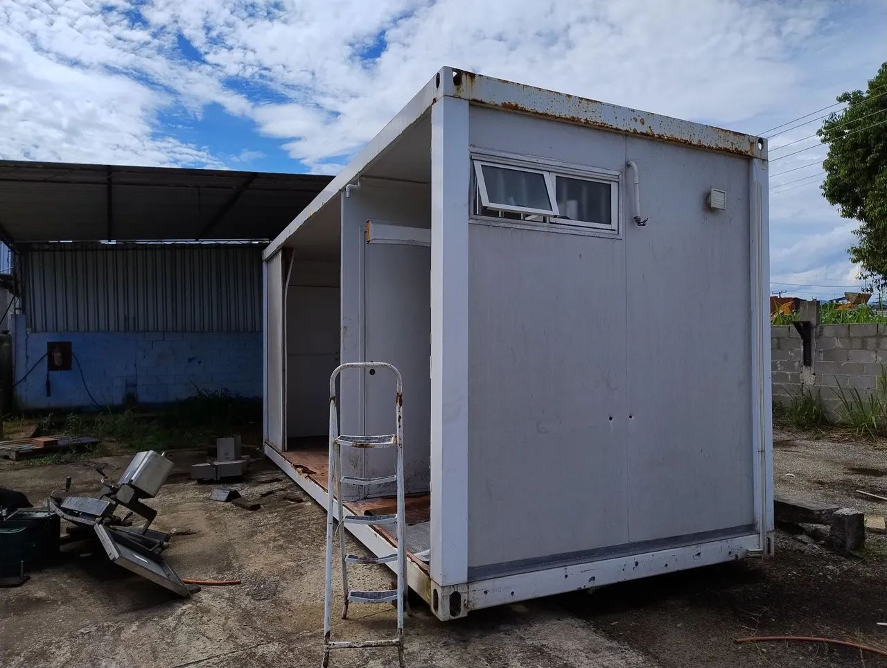 Contêiner tipo casa 64307023351682122