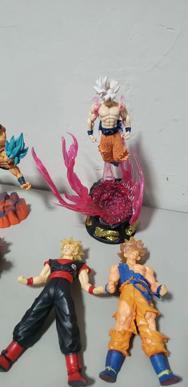 Lote de boneco  - Foto 2