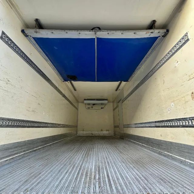 Vw 17.230 Ano 2017 Constellation 4x2 Baú Refrigerado - Foto 5