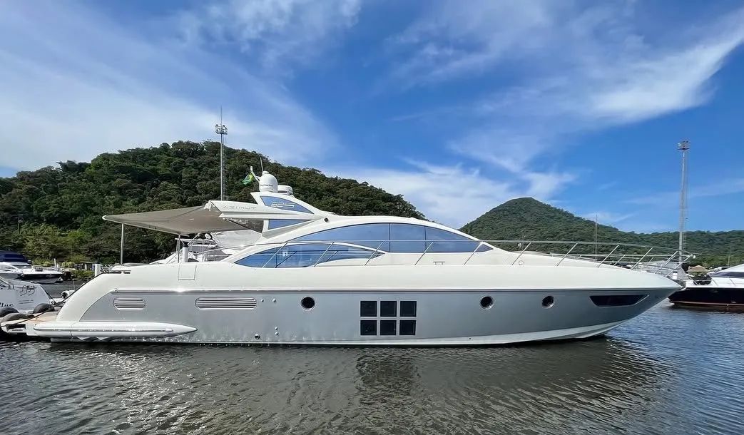 Azimut 62 S - 2011 x2 Caterpilar 1050 HP ñ Phantom Cimitarra Intermarine Sessa