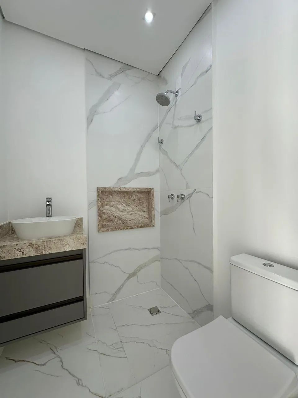 Casa para alugar em Santana de Parnaíba, Colinas da Anhangüera, com 5 suítes, com 440 m² - Foto 9