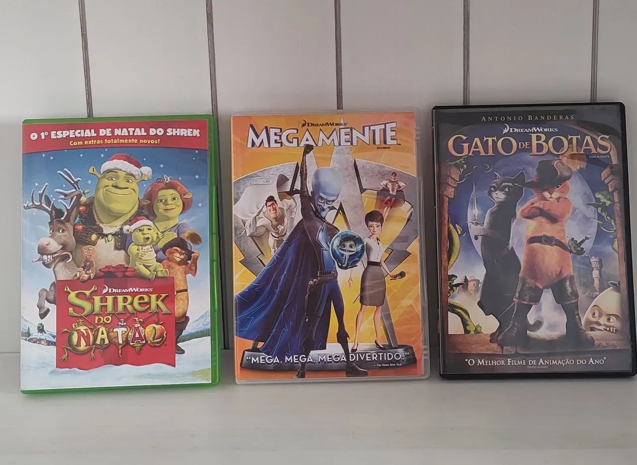 Coleção de DVDs DreamWorks: Shrek no Natal, Megamente e Gato de Botas