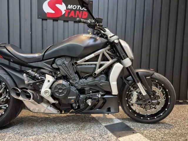 Ducati XDIAVEL 1262 - Foto 9