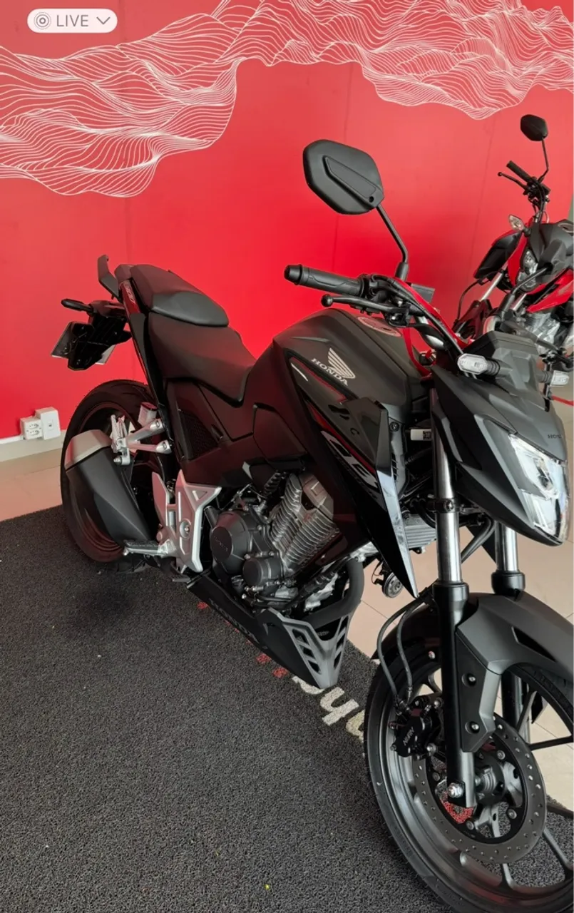 CB 300 sem abs estado de zero
