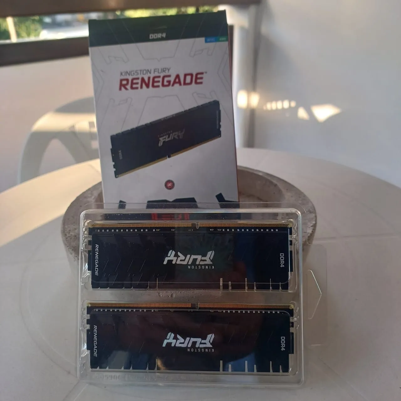 Memória RAM Kingston Fury Renegade DDR4