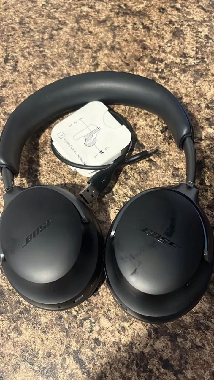 【中古品】Bose QuietComfort Ultra Headphones Bose 【中古】QuietComfort Ultra Headphones Black【秋葉原】 – e