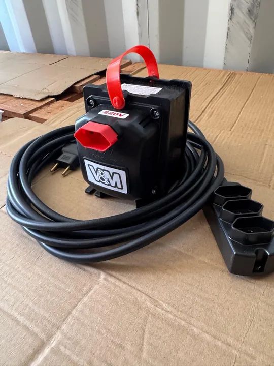 Transformador de Voltagem 5000VA V&M - Foto 2