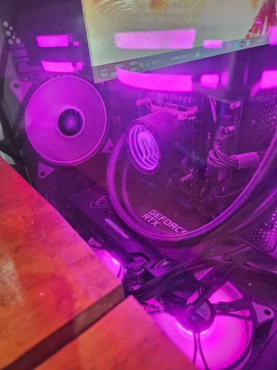 vendo Pc Gamer RTX 3060 12GB, 8 GB RAM, E XEON E5 2667 - Foto 3