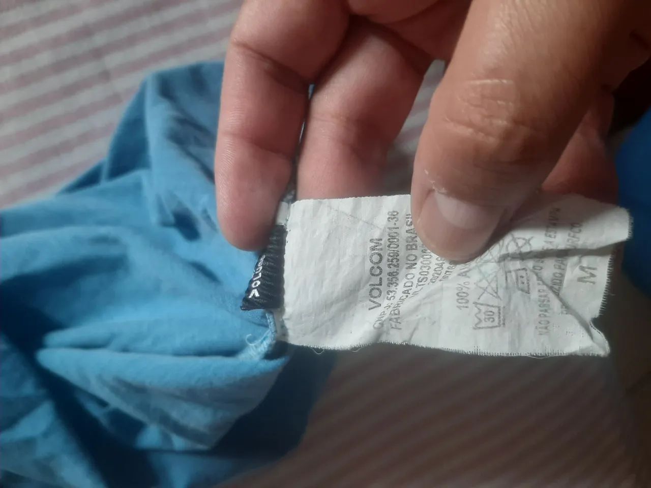 Camiseta Volcom Azul M  - Foto 4