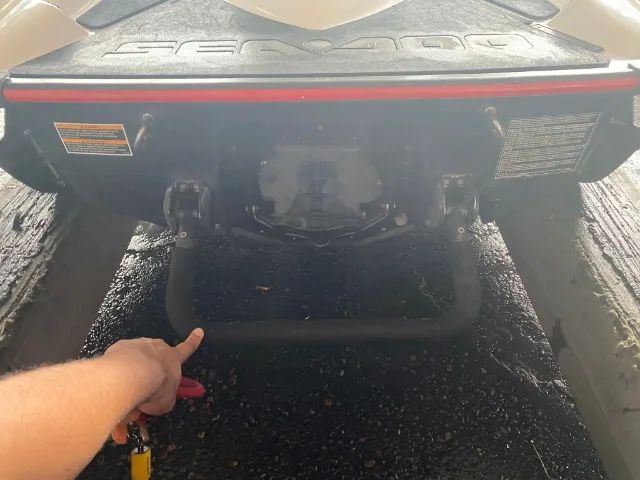 Moto aquática Seadoo - Jetski - bom estado de conservação - venda por motivo de viagem - Foto 4