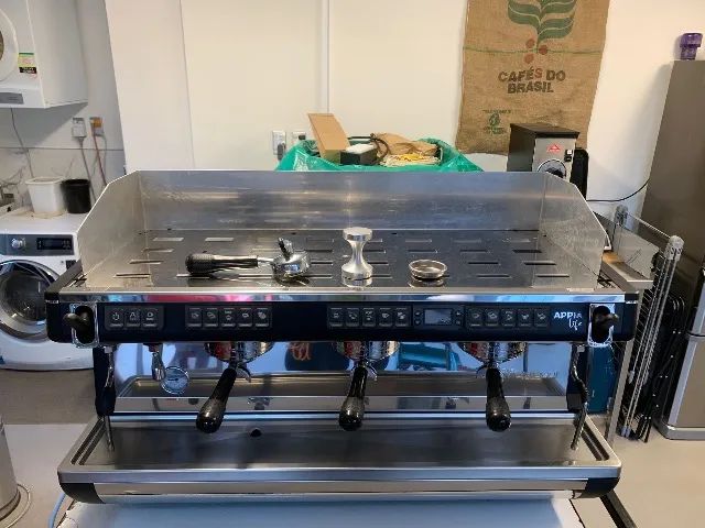Máquina de Café Expresso Italiana Profissional