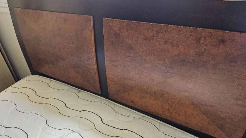 Cama Queen da Casa Verde e Colch ão Ortobom usados em bom estado - Foto 4